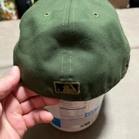 Los Angeles dodgers Green Camouflage men hat New ear authentic 7 1/8 59 fifty - Picture 3 of 7